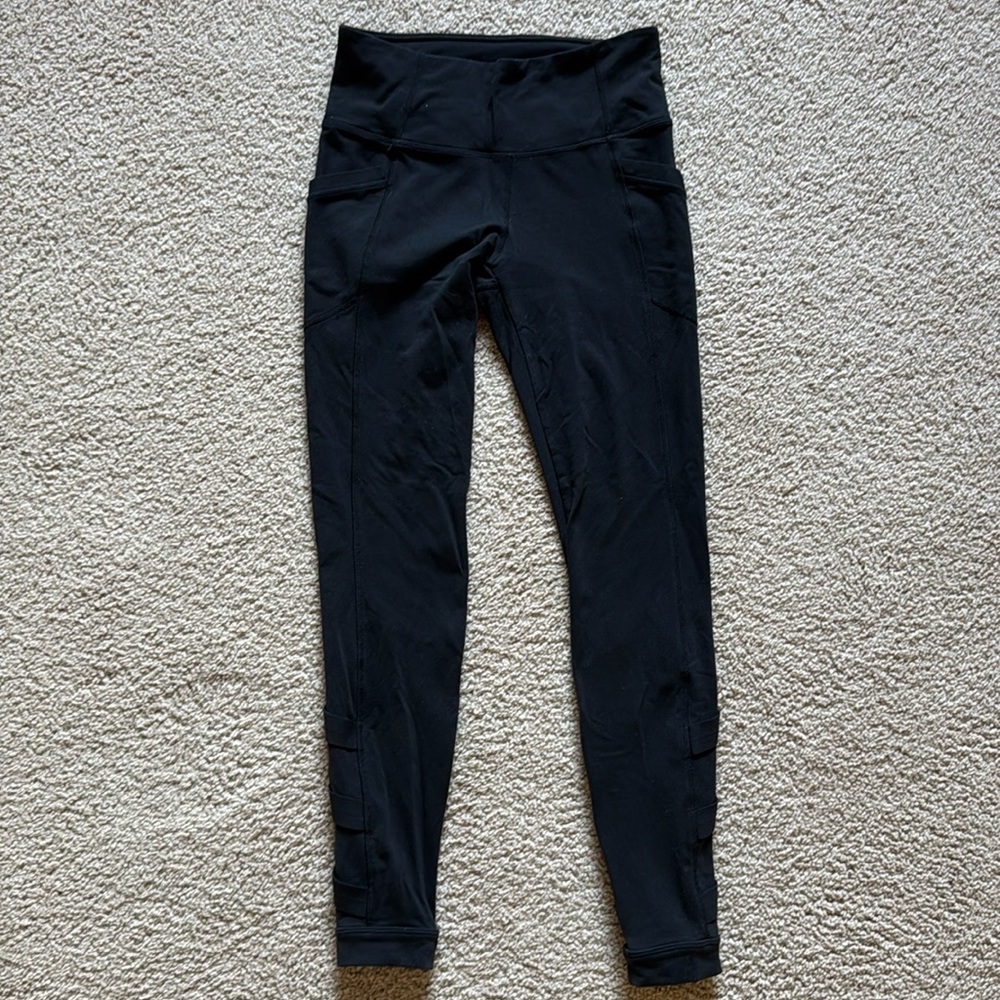 Athleta Black Criss Cross Chaturanga Legging Size S